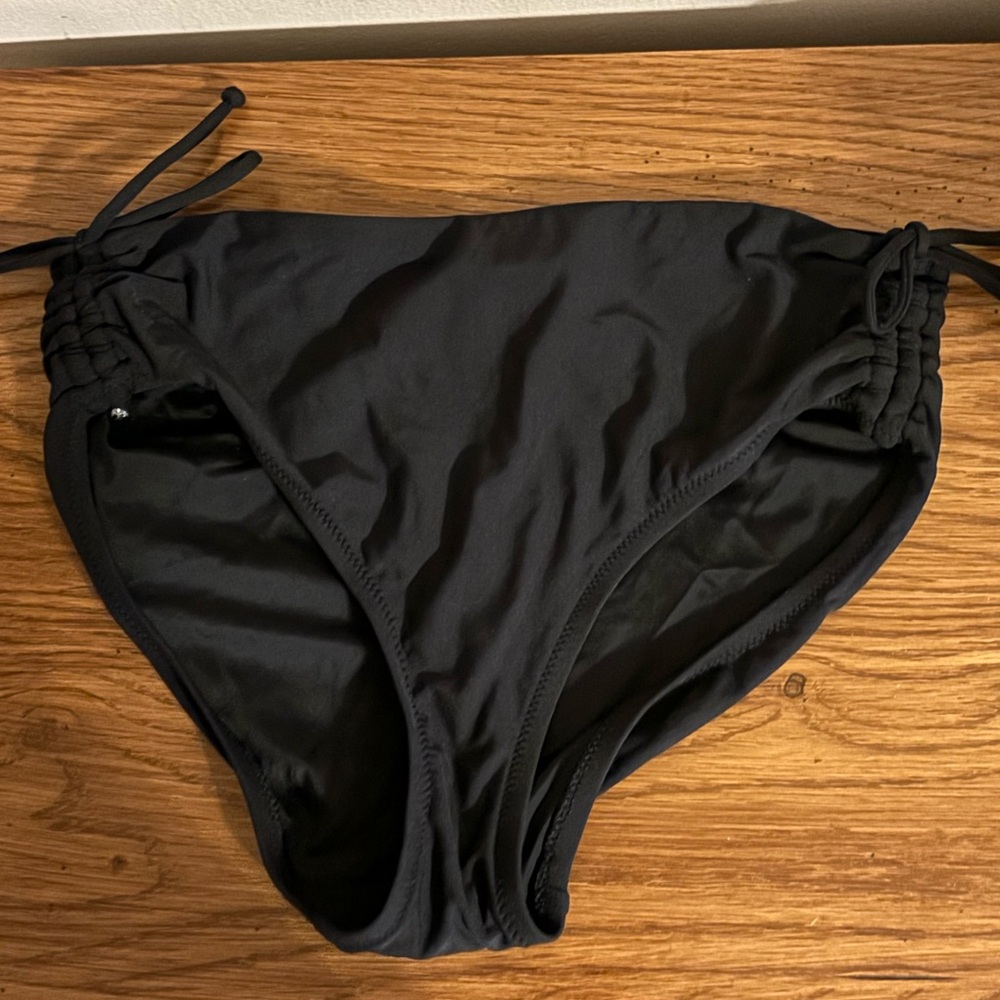 Women’s Calia Black Bikini Bottom. Ruching detail. Size XS. EUC